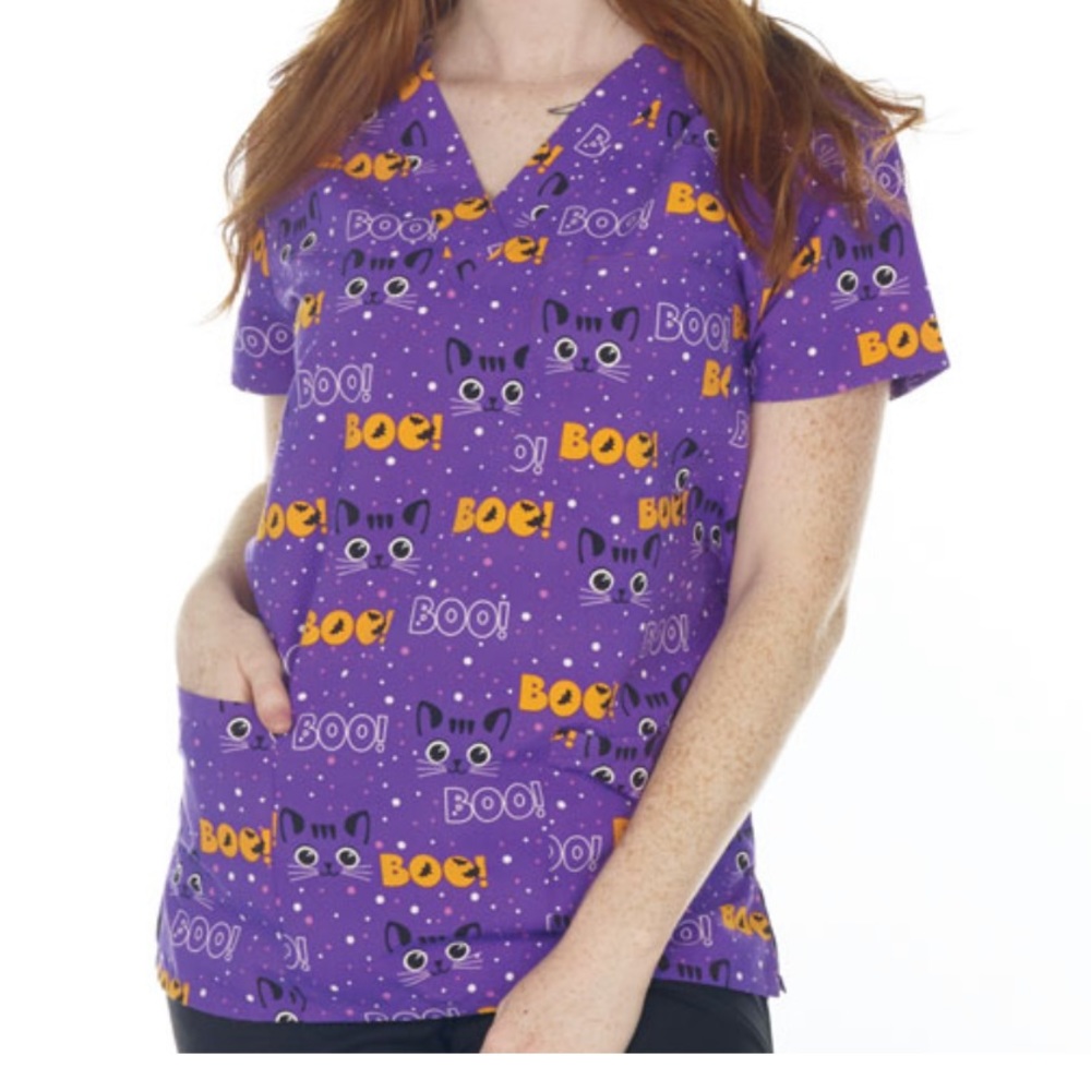 NWT Women’s Medium Boo Halloween I Love Scrubs Scrub Top